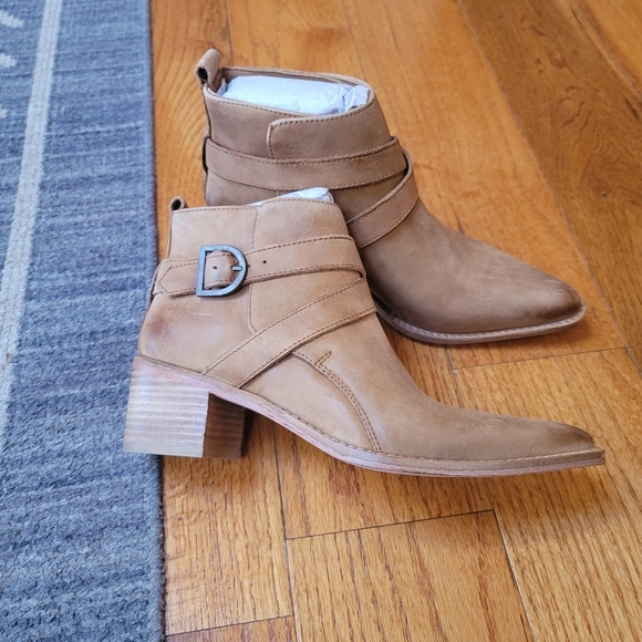 Free People, Back Loop Leather Ankle Boot, Tan, Size 37.5/7.5 - Picture 3 of 10